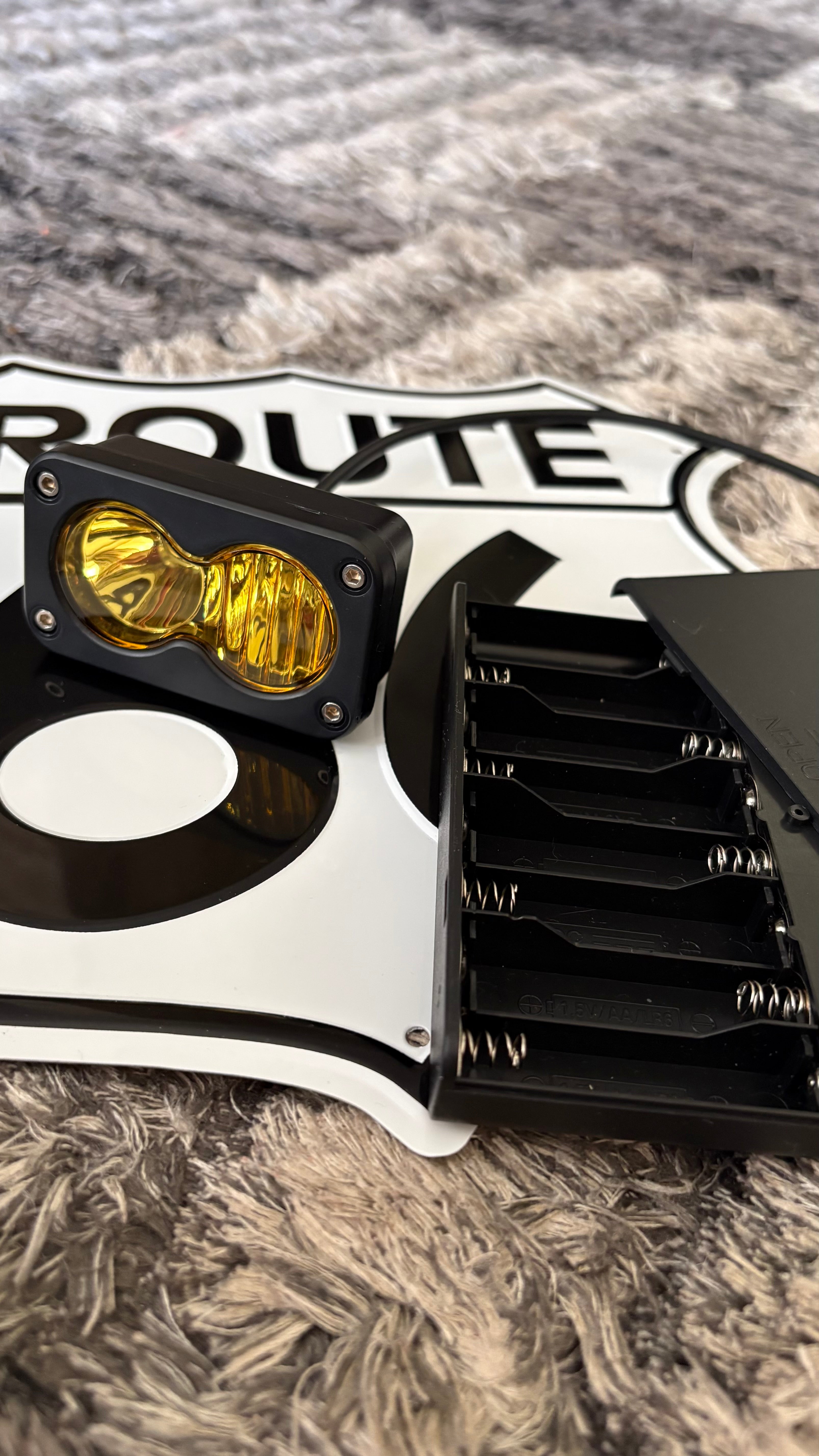 Battery powered Baja light